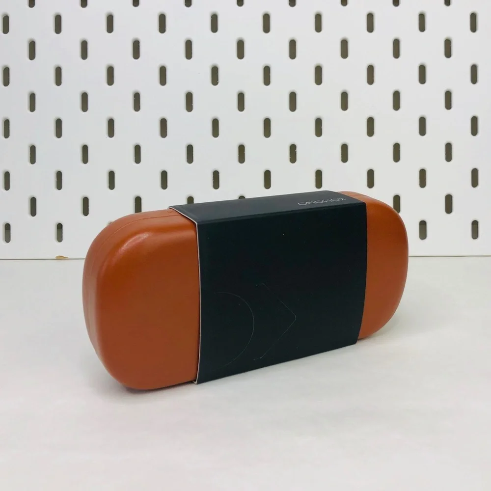 KOMONO sunglasses cat eye Stella Cider Black gold - Picture 9 of 10